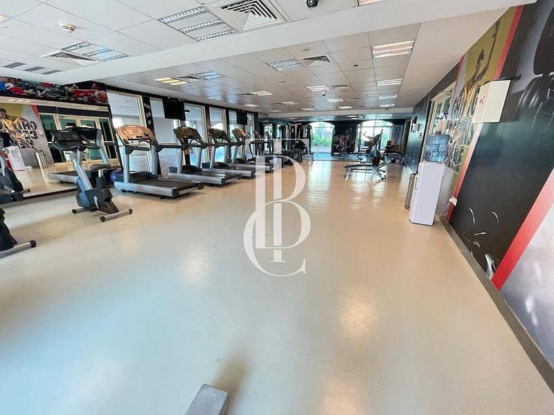 Sky-High Living | Fully Furnished |Full Lake Views - Image 14