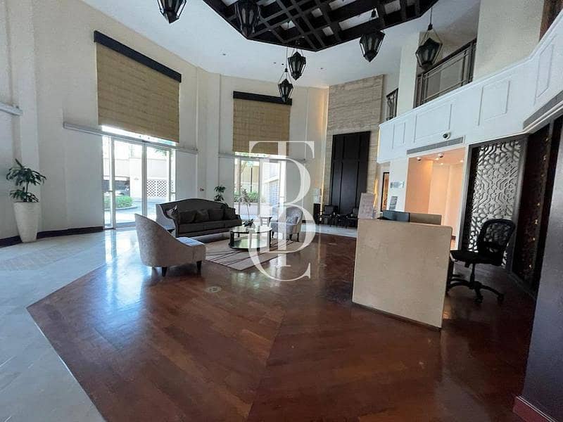 Sky-High Living | Fully Furnished |Full Lake Views - Image 19