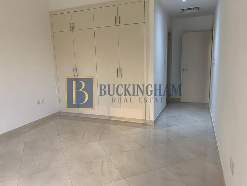 4BR + Maids | 2 Covered Garage | Prime Location - Image 10