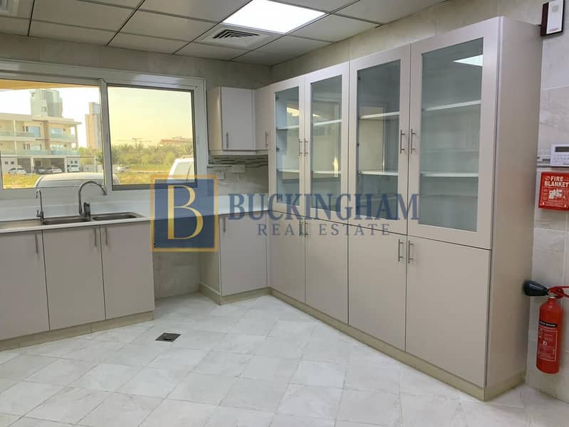 4BR + Maids | 2 Covered Garage | Prime Location - Image 18