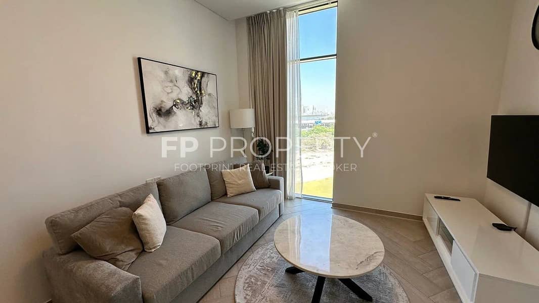 Burj Khalifa View | More Cheqs | Luxury Furnished