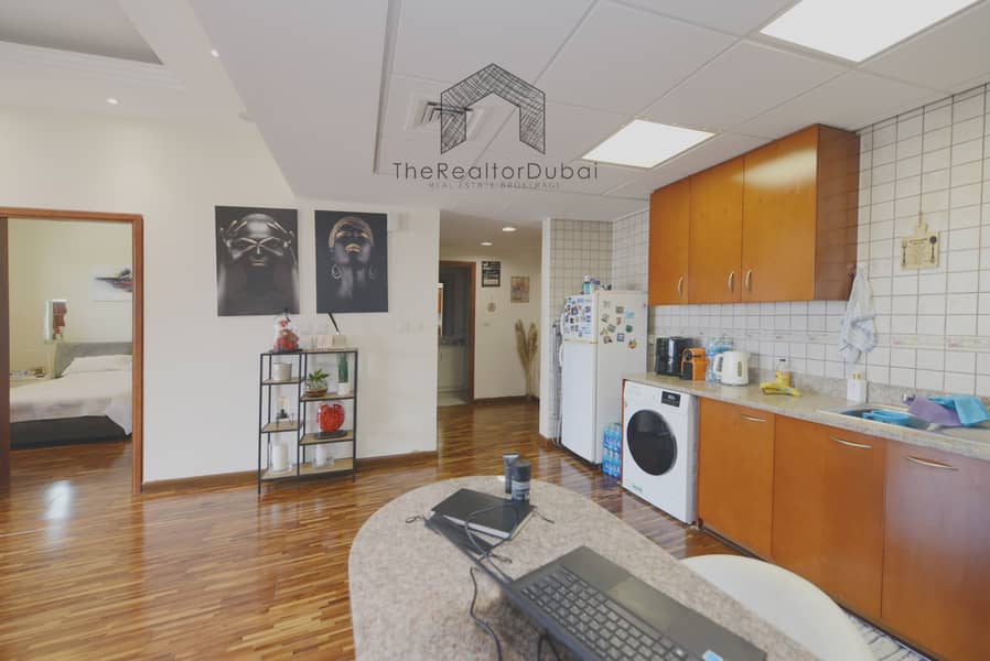 Upgraded | Big Layout | Vacant on Transfer - Image 6