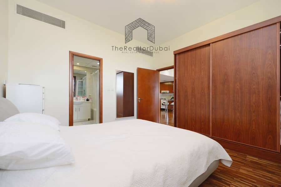 Upgraded | Big Layout | Vacant on Transfer - Image 9