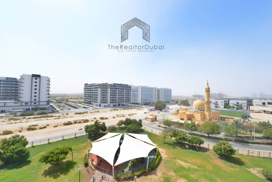 Upgraded | Big Layout | Vacant on Transfer - Image 15