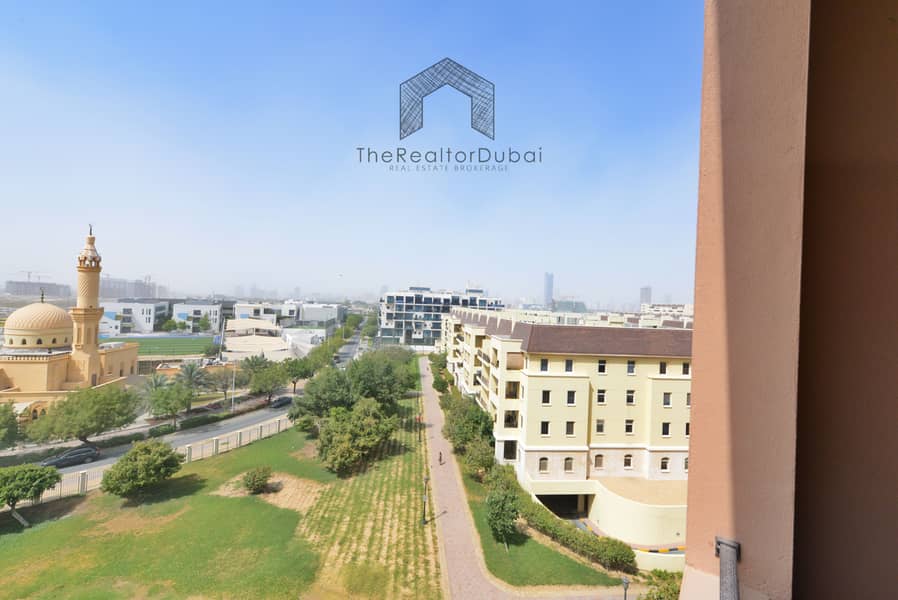 Upgraded | Big Layout | Vacant on Transfer - Image 17