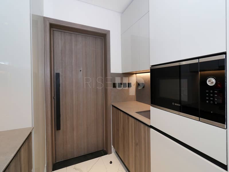 Luxury | Good Amenities | Elegant | Ready to Move - Image 9