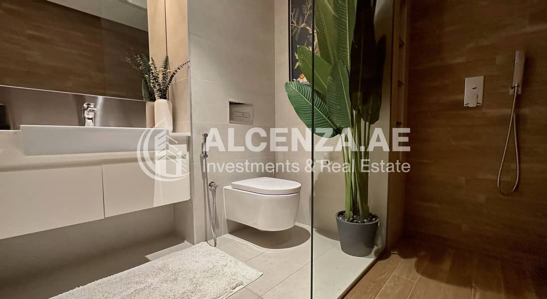 Upgraded Interior | Fully Furnished | Amazing View - Image 22