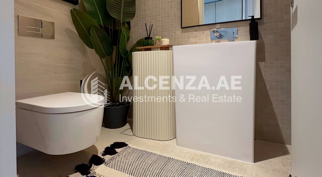 Upgraded Interior | Fully Furnished | Amazing View - Image 23