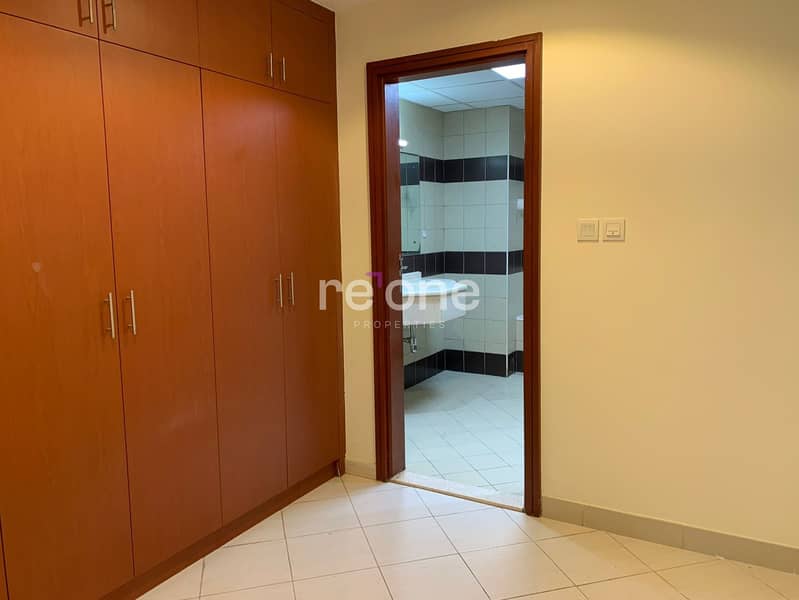 1 BR | Unique Layout | Extra Built-in Storage