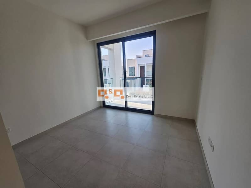 Park Access| Brand New | Near To Amenities - Image 15