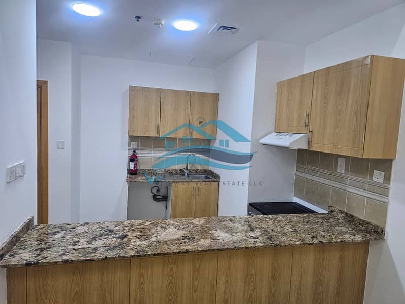 Modern 1bed in ASB Tower | Dubai Silicon Oasis | Full Amenities - Image 10