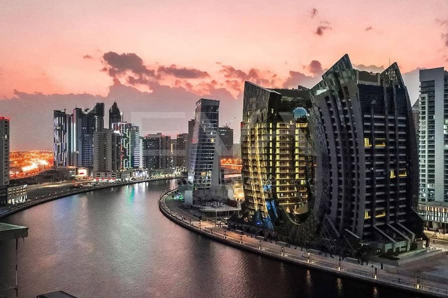 High Floor | Near Landmark | Metro and Bus Access - Image 9