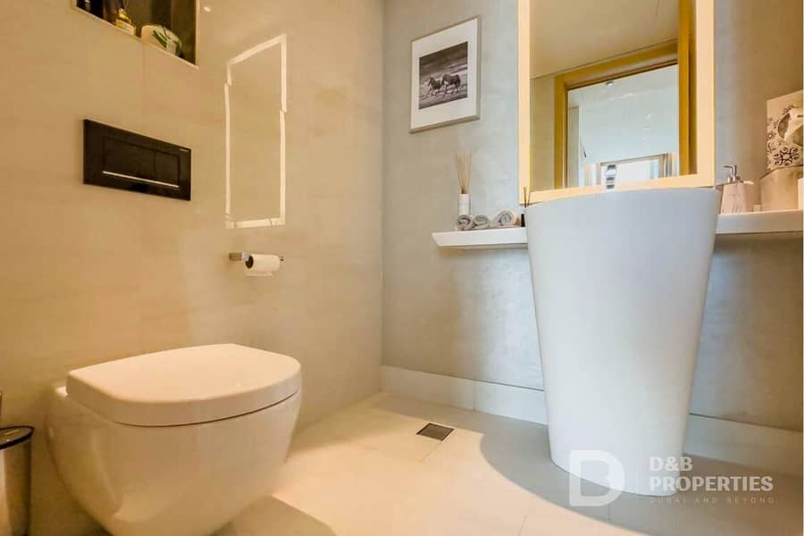 Upgraded | Fully Furnished | Vacant | Duplex - Image 13