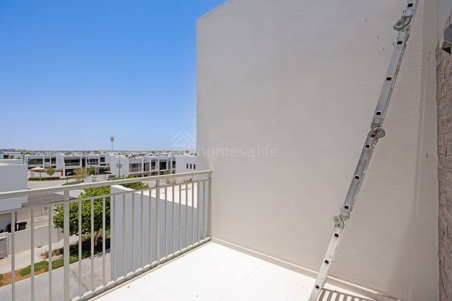 Open Plan Living | Unfurnished | Vacant