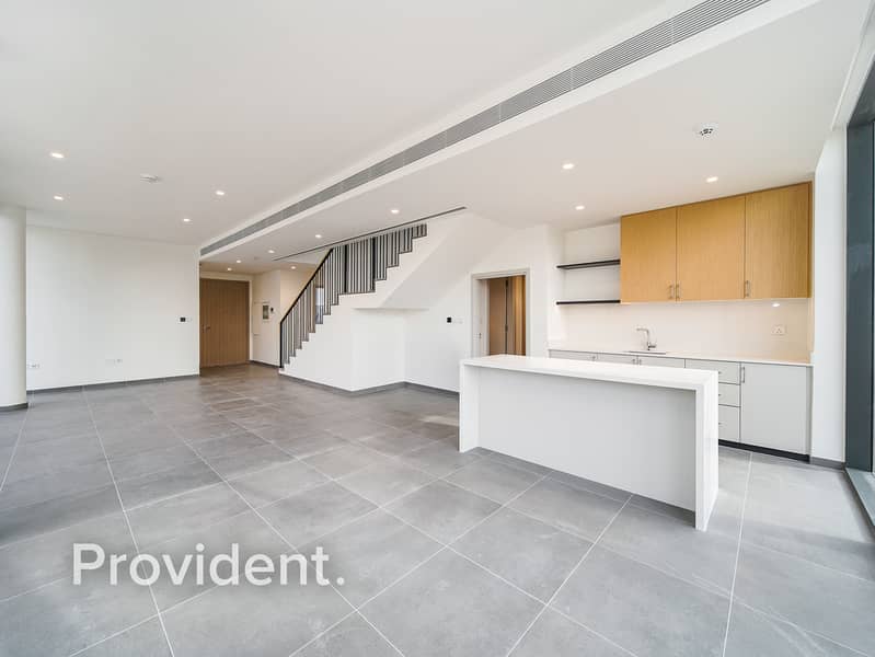 Brand New | Single Row | Near Amenities - Image 11