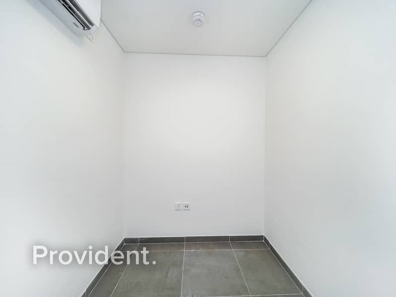 Brand New | Single Row | Near Amenities - Image 16