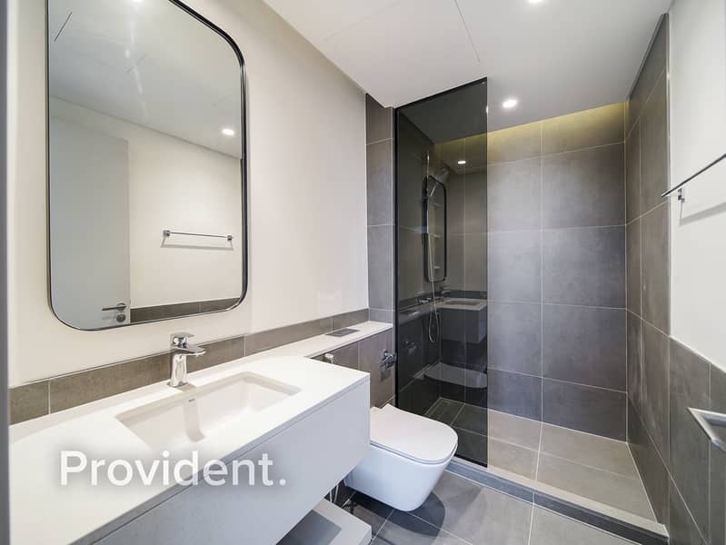 Brand New | Single Row | Near Amenities - Image 22