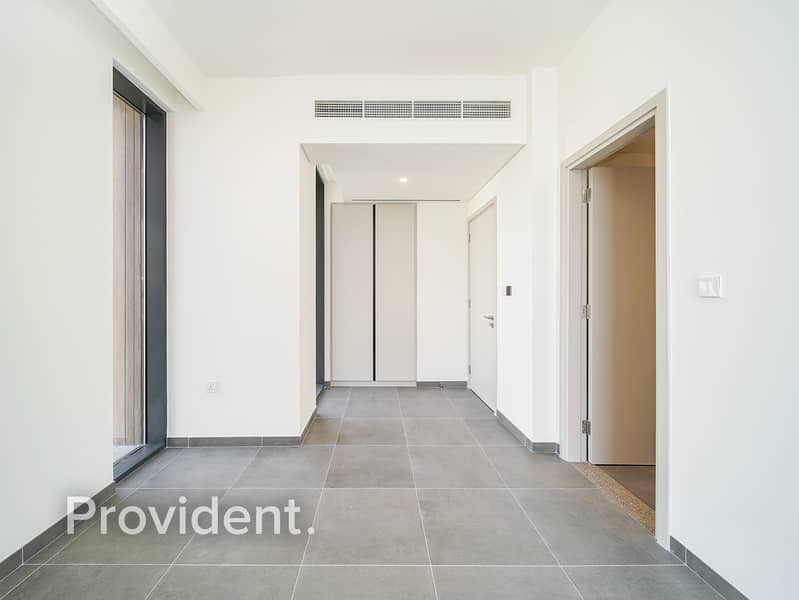 Brand New | Single Row | Near Amenities - Image 32