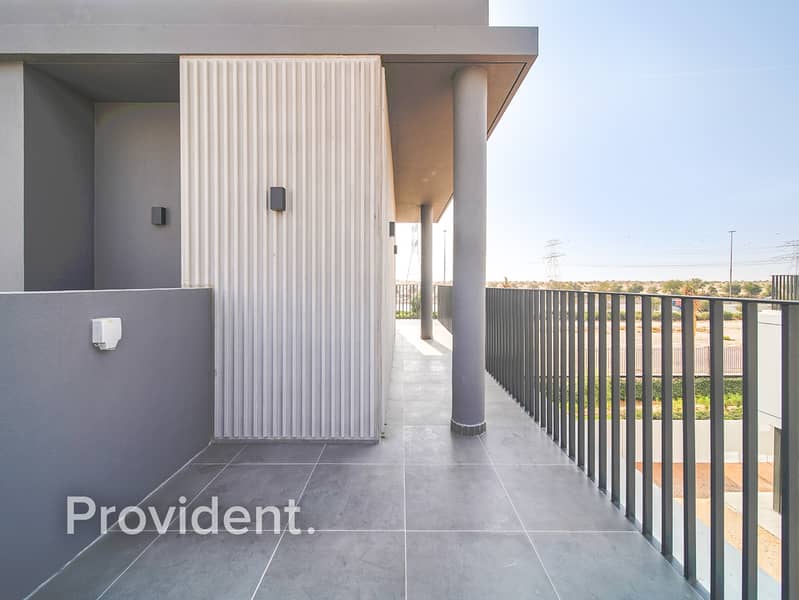 Brand New | Single Row | Near Amenities - Image 42