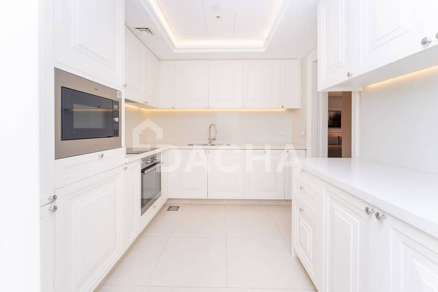 5* | Furnished and Serviced | Burj Khalifa View - Image 20