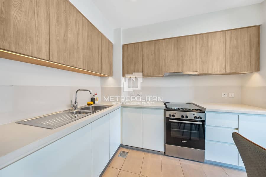 Park View | Semi Furnished | High Floor | Vacant - Image 9