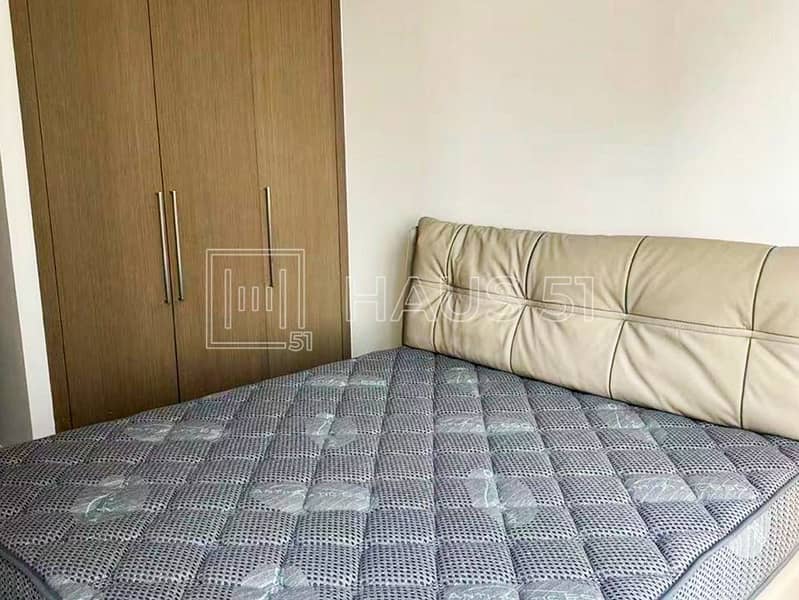 VACANT | WATERFRONT LIVING | MODERN 2 BEDROOM - Image 6