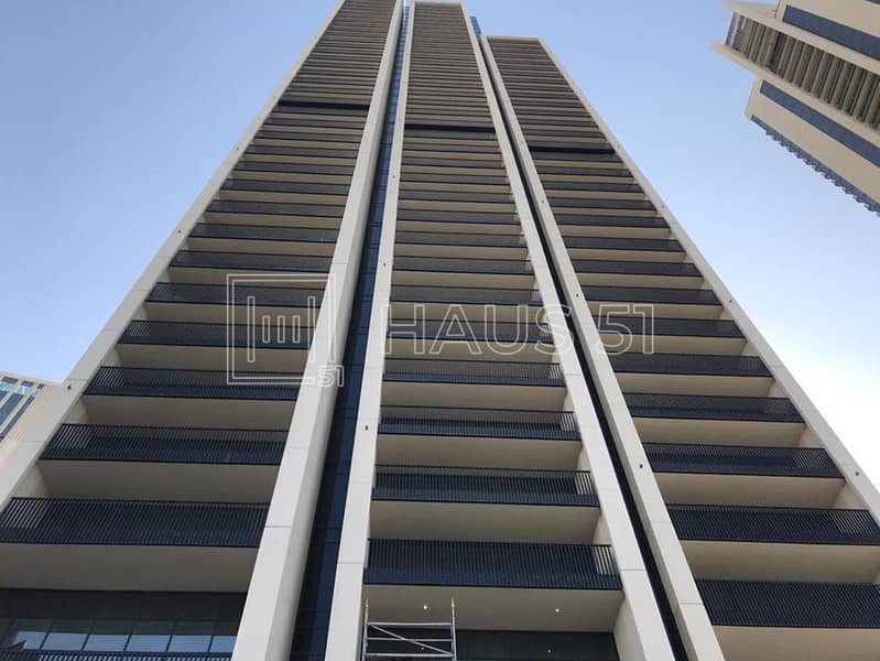 VACANT | WATERFRONT LIVING | MODERN 2 BEDROOM - Image 15