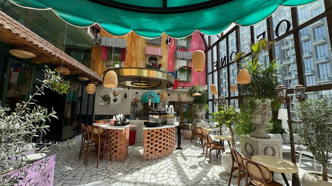 Luxury Living | Full Amenities | Private Zoo - Image 23