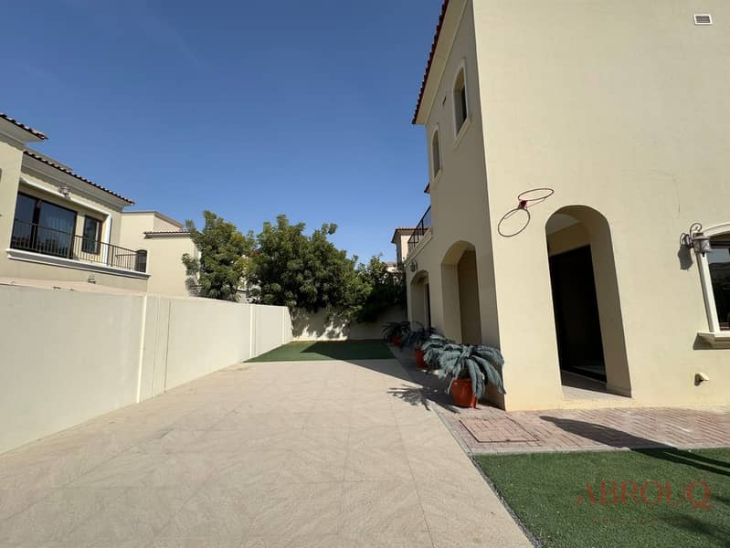 Large layout | Available Now | Prime Location - Image 20