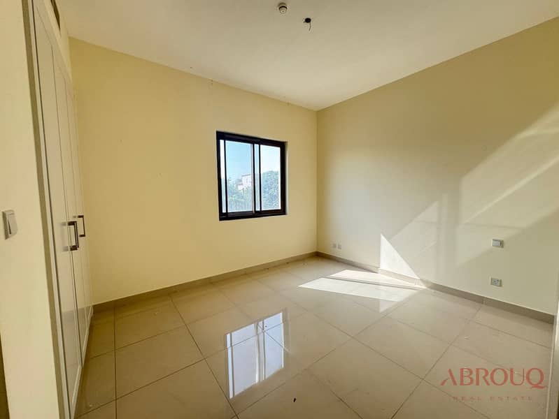 Large layout | Available Now | Prime Location - Image 12