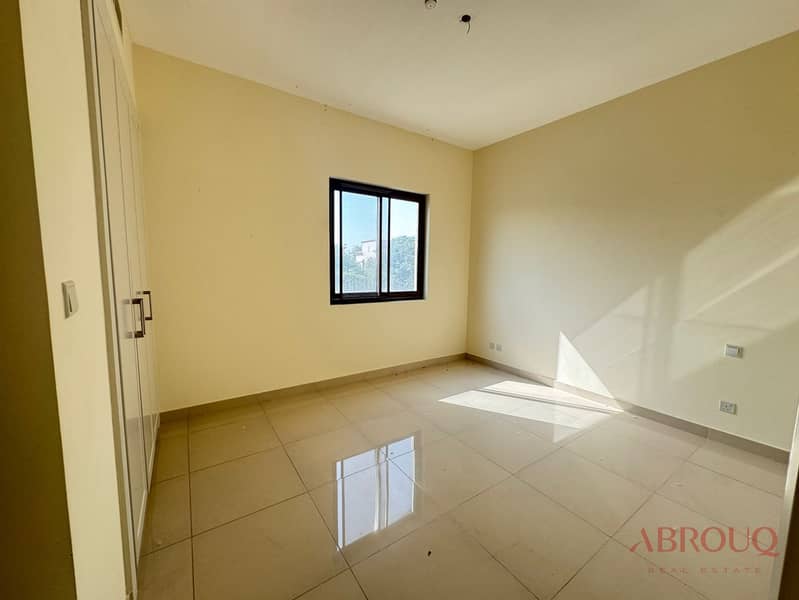 Large layout | Available Now | Prime Location - Image 16