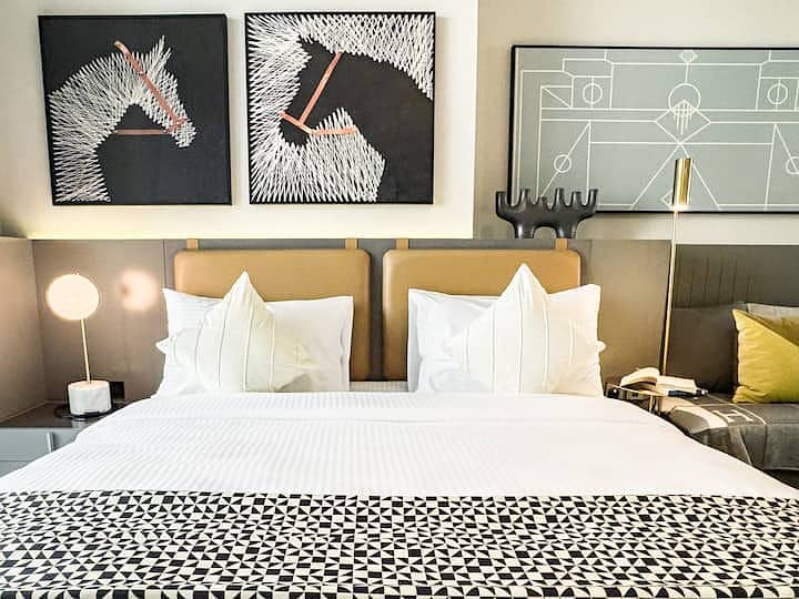 HIGH ROI - Furnished - Balcony - Downtown View - Image 6