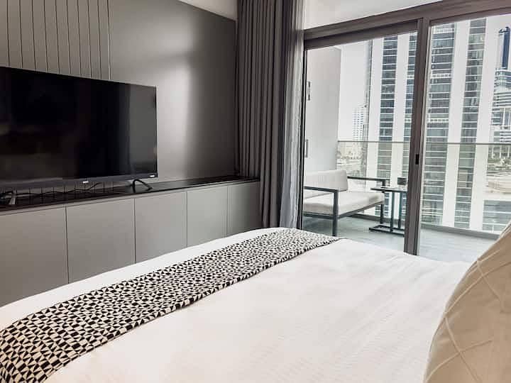 HIGH ROI - Furnished - Balcony - Downtown View - Image 10