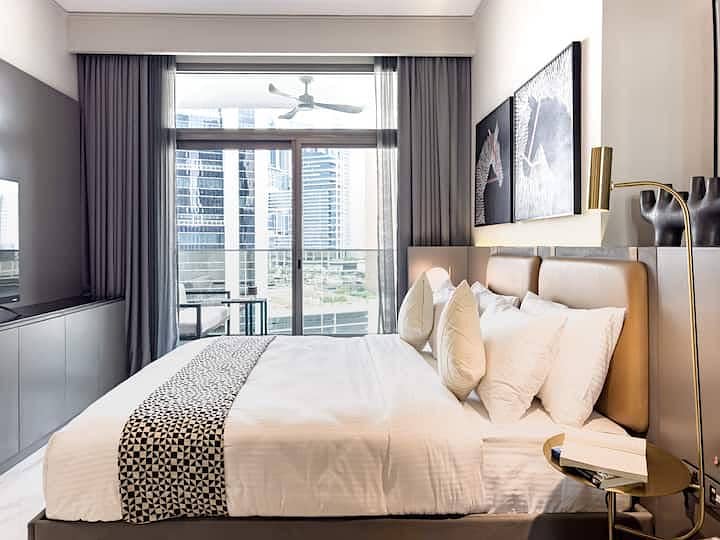 HIGH ROI - Furnished - Balcony - Downtown View - Image 12