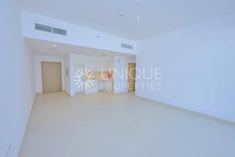 Spacious Layout | Unfurnished | Prime Location - Image 7
