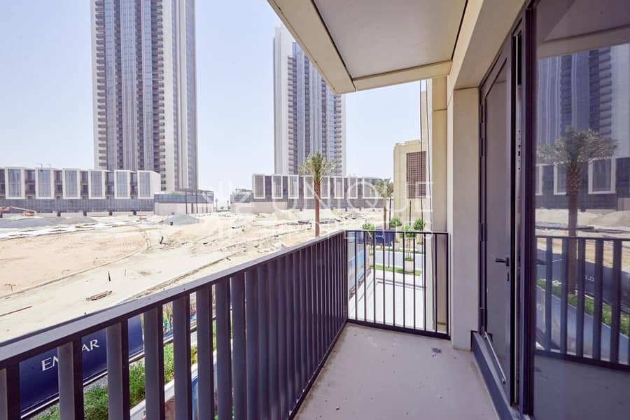 Spacious Layout | Unfurnished | Prime Location - Image 10