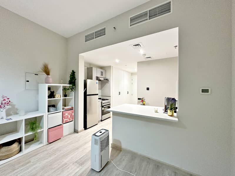 Semi-Furnished | Upgraded Bathroom | Cozy Studio - Image 8