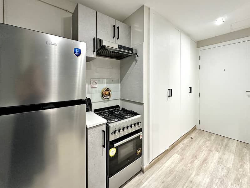 Semi-Furnished | Upgraded Bathroom | Cozy Studio - Image 10