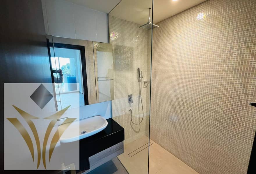 Stylish Duplex | Prime Location | Move-In Ready - Image 18