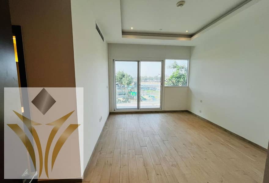 Stylish Duplex | Prime Location | Move-In Ready - Image 23