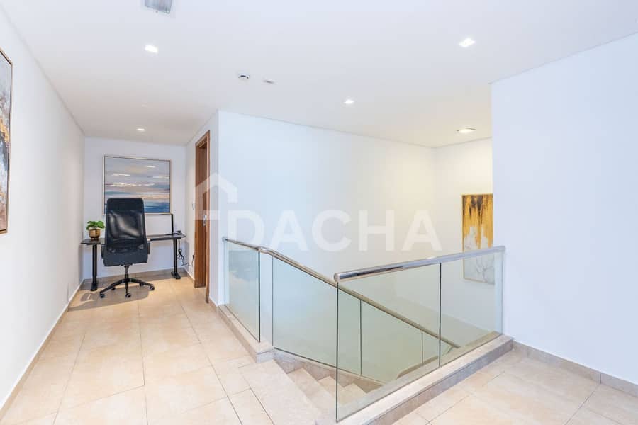 Royal Atlantis view | Bespoke | 2 bed+study+maid - Image 11