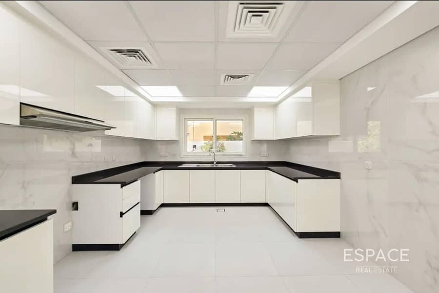 Meadows | Upgraded Kitchen | Large Garden