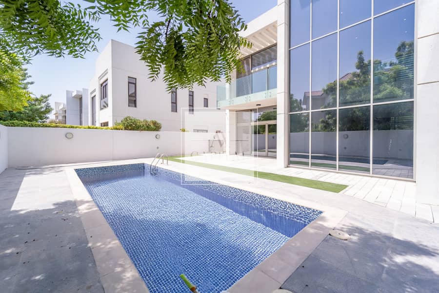 Large Plot | Landsaped Garden | Ready To Move In - Image 18