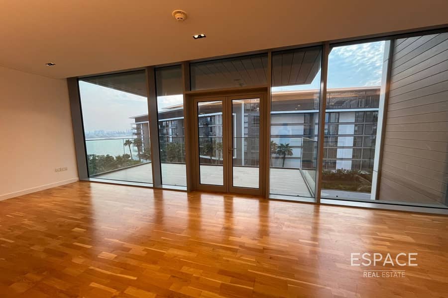 Great ROI | Fully Upgraded | Sea Views