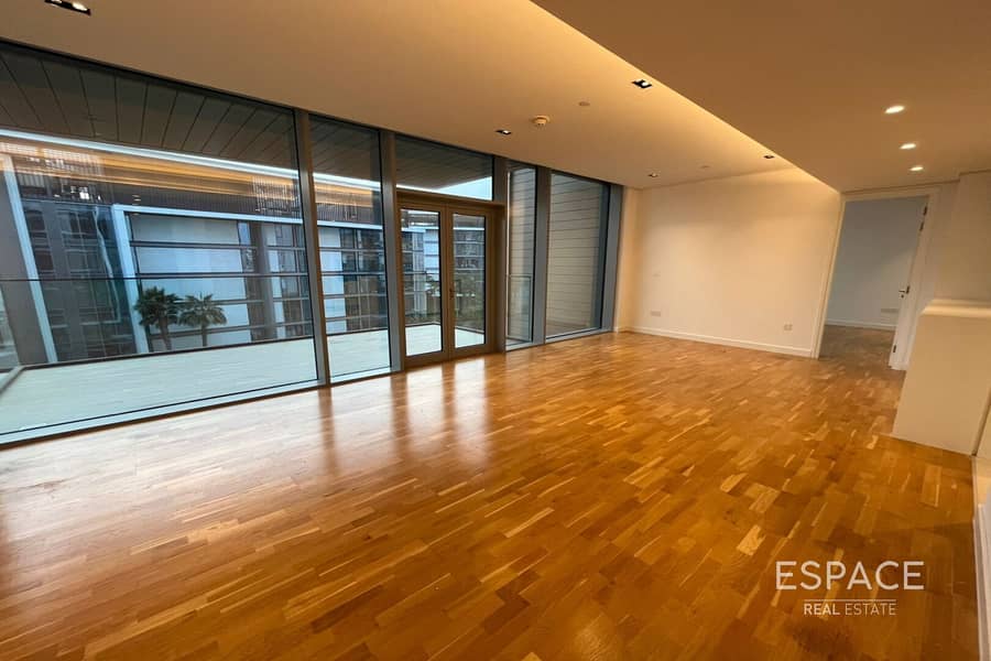 Great ROI | Fully Upgraded | Sea Views