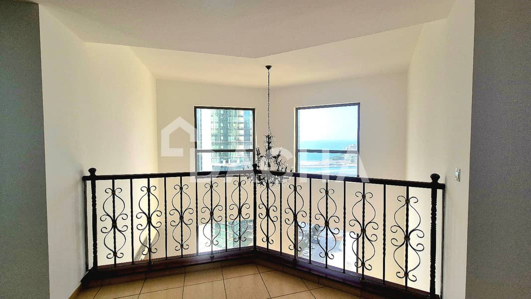 Bright Spacious Duplex | Vacant | Sea View - Image 8