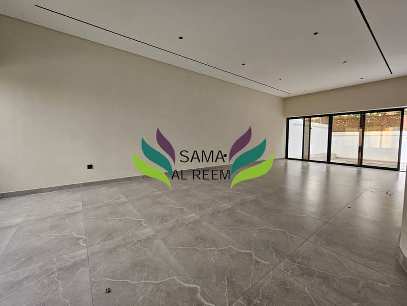 Modern | Private Pool | 4 Bed +Maid | Umm Suqeim 1