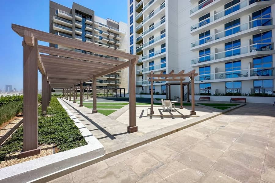 UPGRADED | WELL MAINTAINED | COMMUNITY VIEW