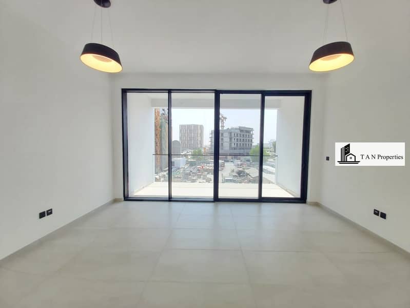 BRIGHT STUDIO | VACANT | BIG BALCONY | KITCHEN APPLIANCES