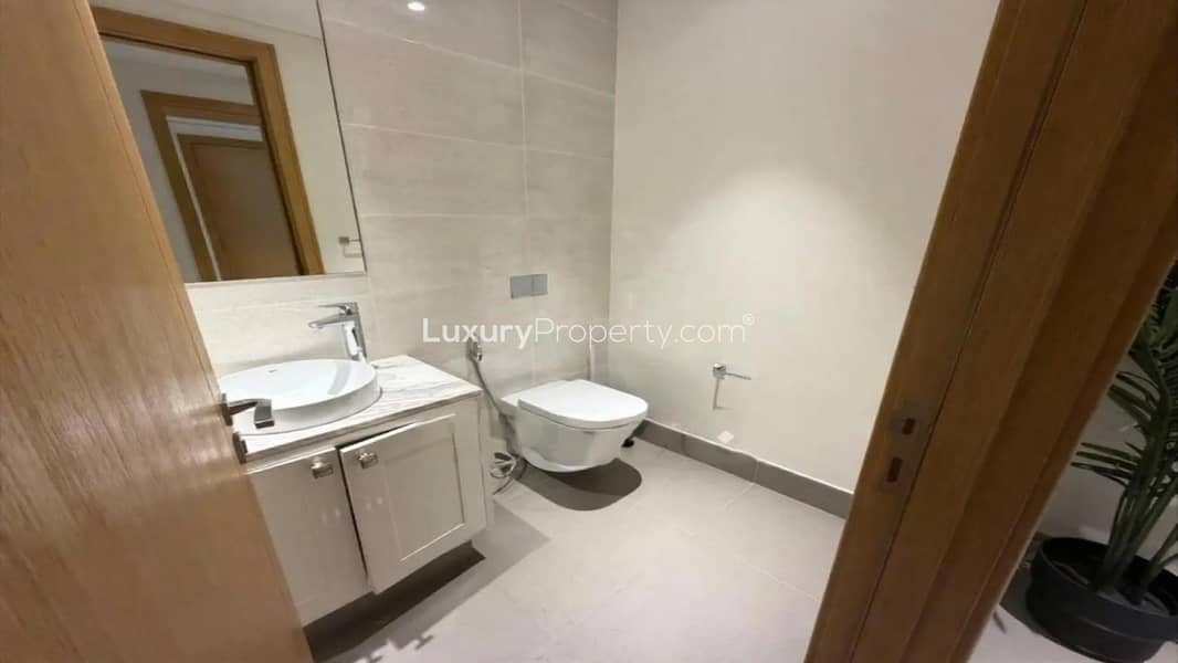 Burj View | prime Location | Competitive Price - Image 9